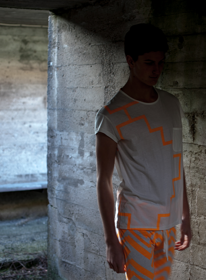 A FREE MAN ORANGE PRINT TEE