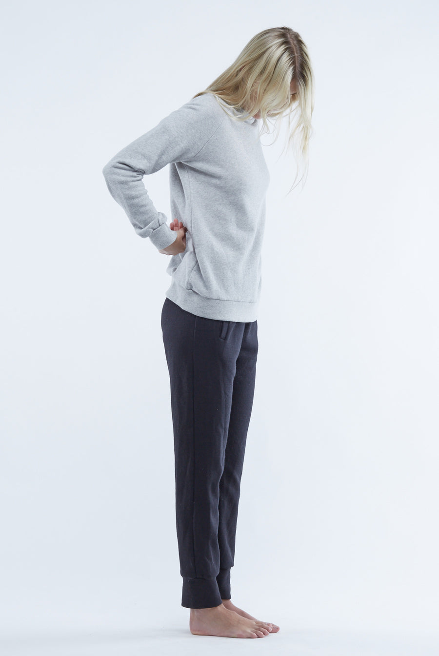 the white briefs crew neck sweatshirt in 100% organic cotton