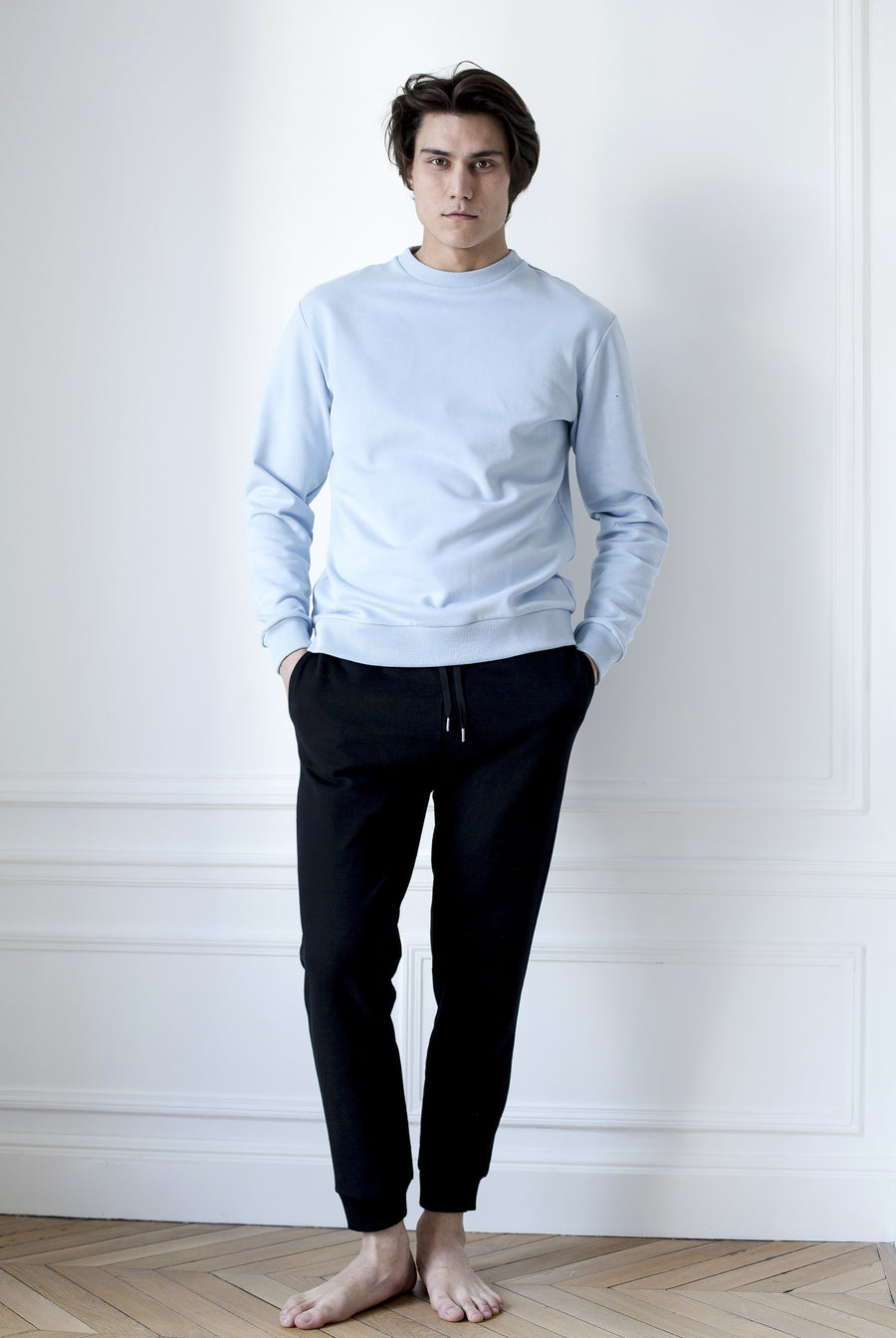 the white briefs classic jogger in 100% organic pima cotton fleece